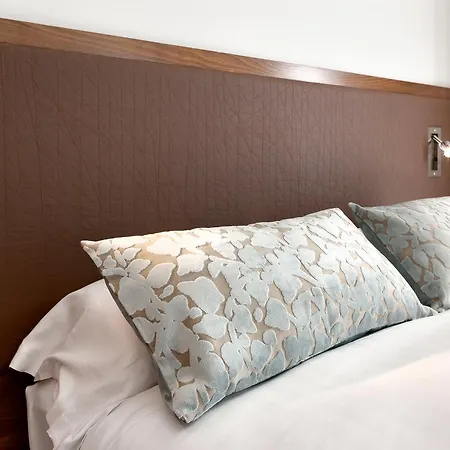 Le Trente 3* Париж