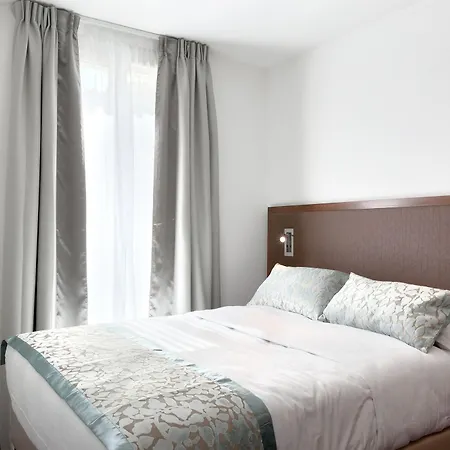 Le Trente Hotell