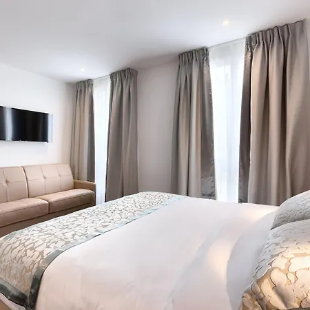 Le Trente 3* Paris