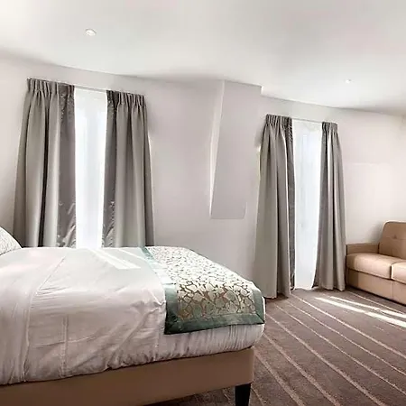 Hotel Le Trente Paris