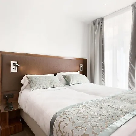 Le Trente Hotell